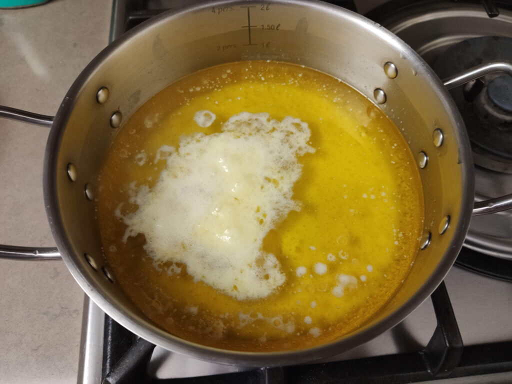 גהי - חמאה מומסת